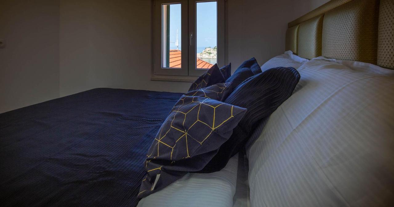 Hrpina Heritage House Makarska Exterior photo
